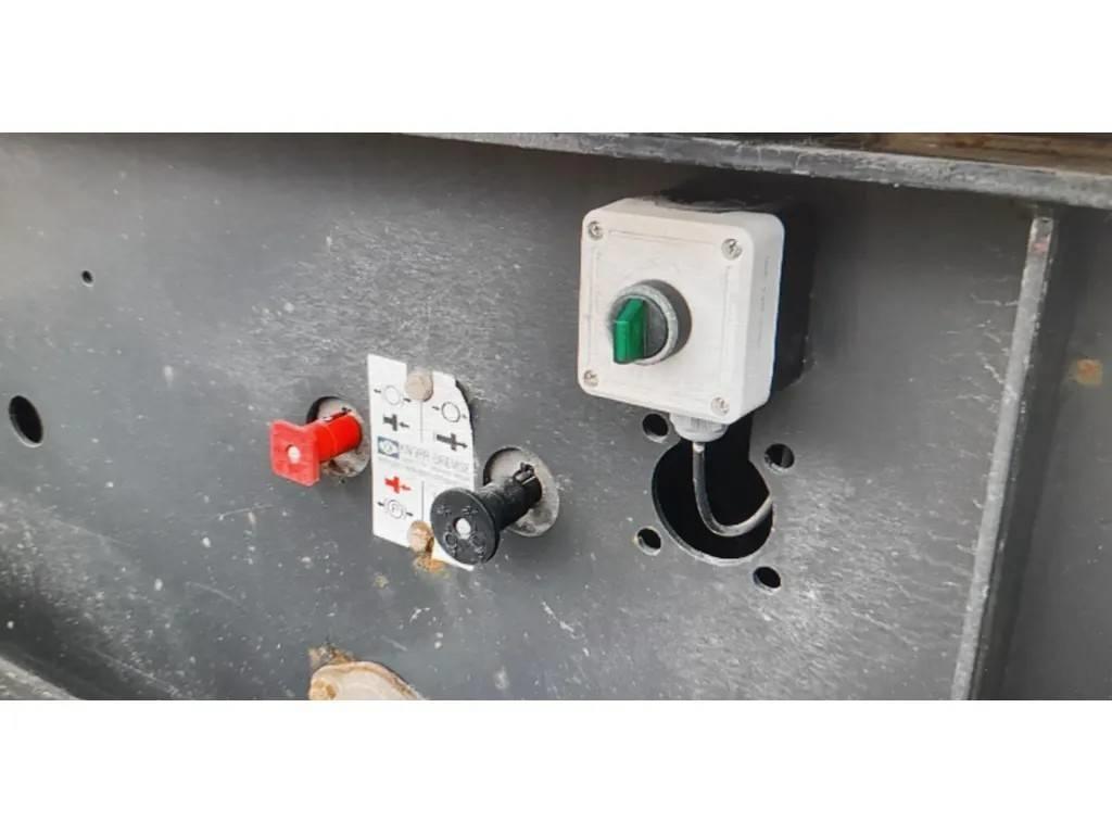  Koluman SDDU27 Skipplaadur-poolhaagised