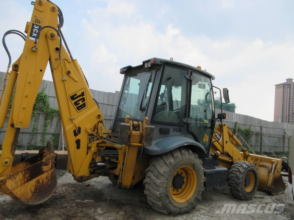 JCB 3 CX Ekskavaatorlaadurid