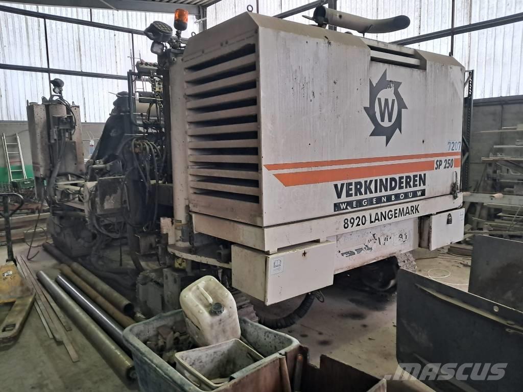 Wirtgen SP250 Betooni rakised