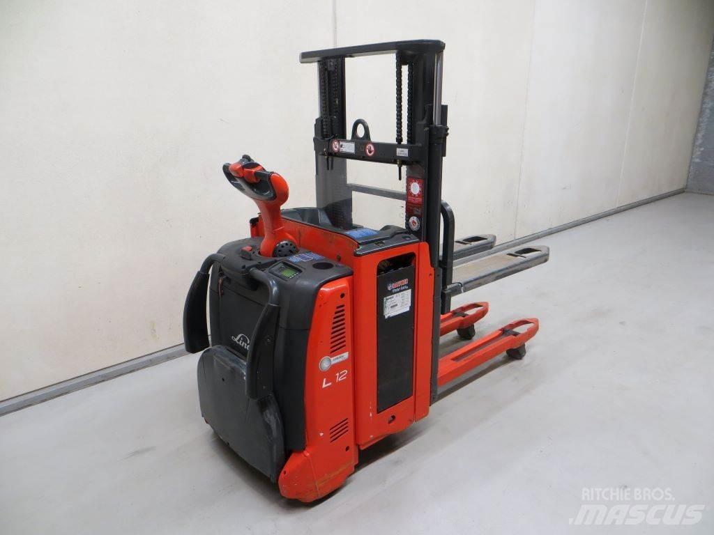 Linde L12L AP Platvormiga virnastajad