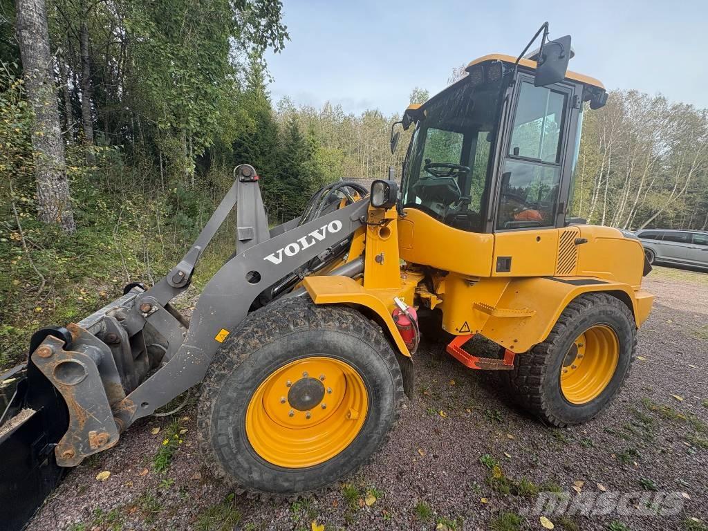 Volvo L 35 G Rataslaadurid