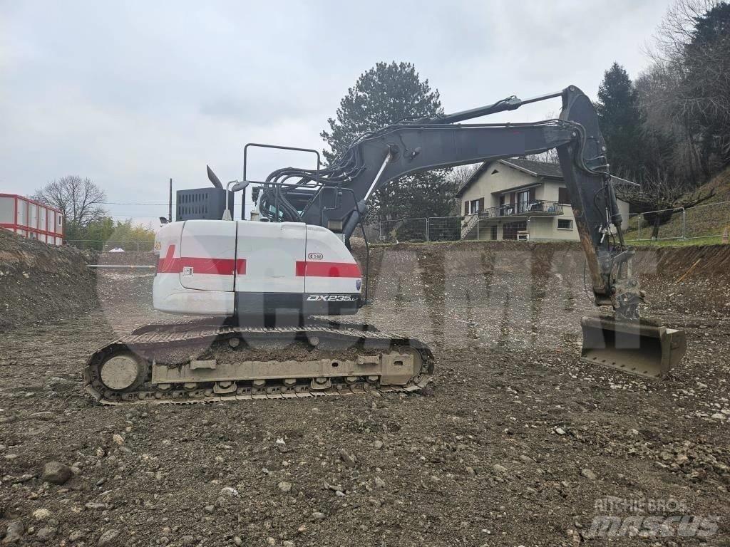 Doosan DX 235 LCR Roomikekskavaatorid