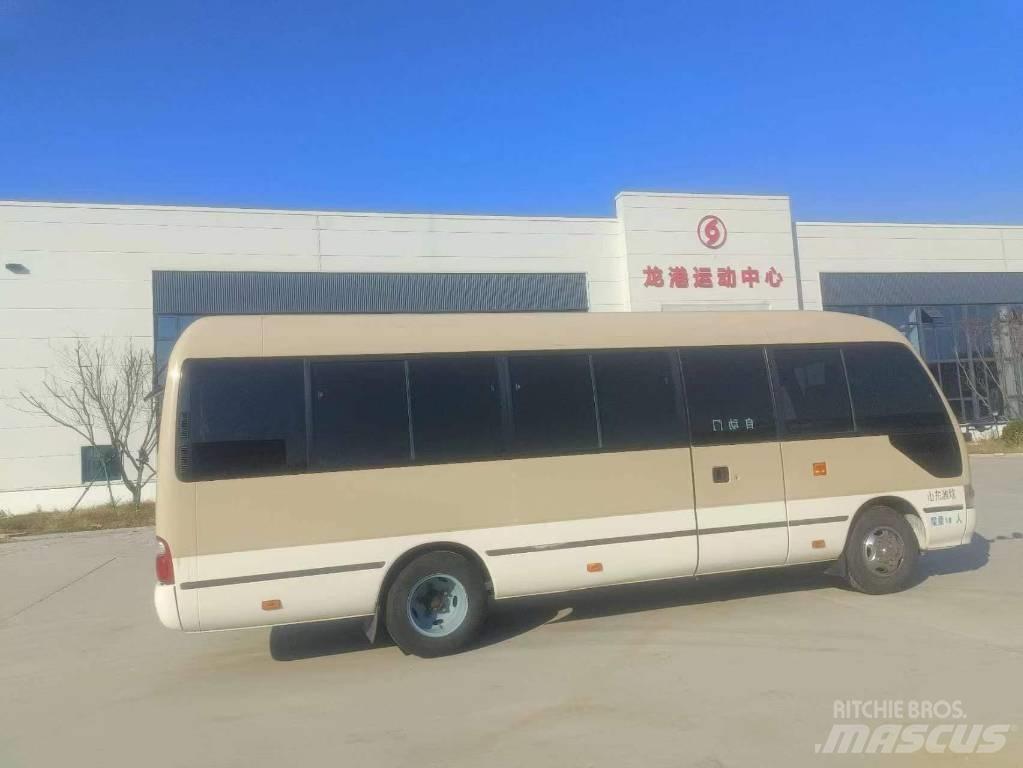 Toyota Coaster Bus Väikebussid