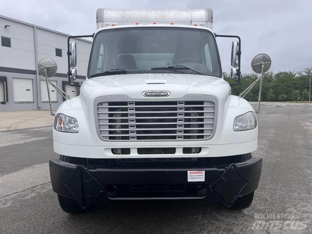 Freightliner M 106 Furgoonautod