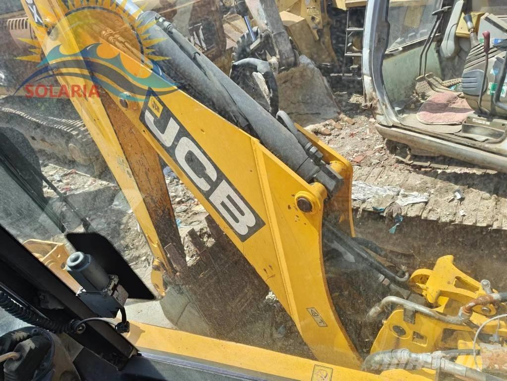 JCB 3 CX Ekskavaatorlaadurid