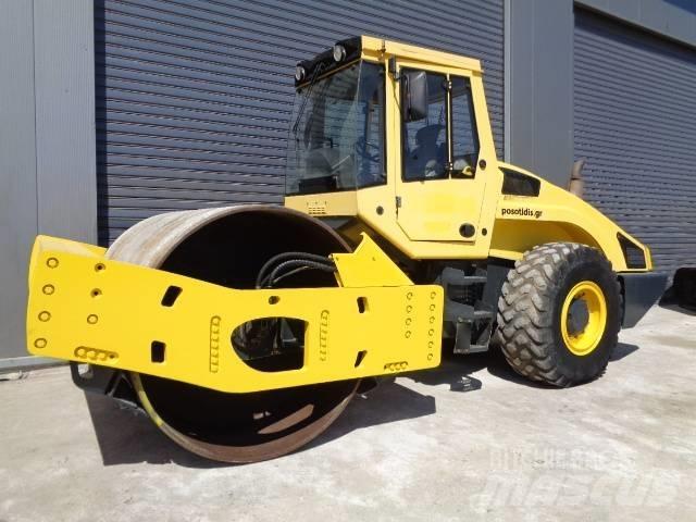 Bomag BW 219 D H-4 Ühe trumliga rullid