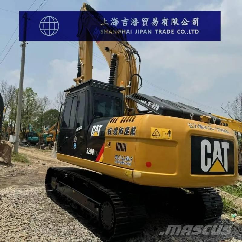 CAT 320 D Roomikekskavaatorid