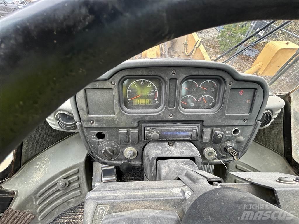 CAT 962H Rataslaadurid