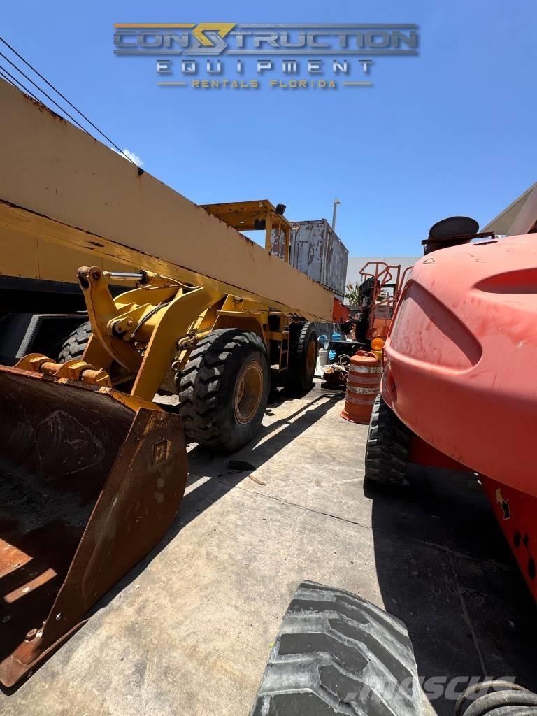 JLG 800 S Teleskoop poomtõstukid