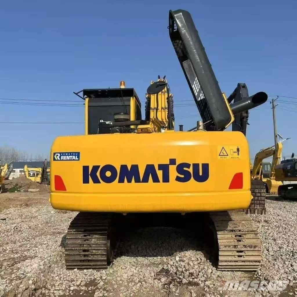 Komatsu PC 200 Roomikekskavaatorid