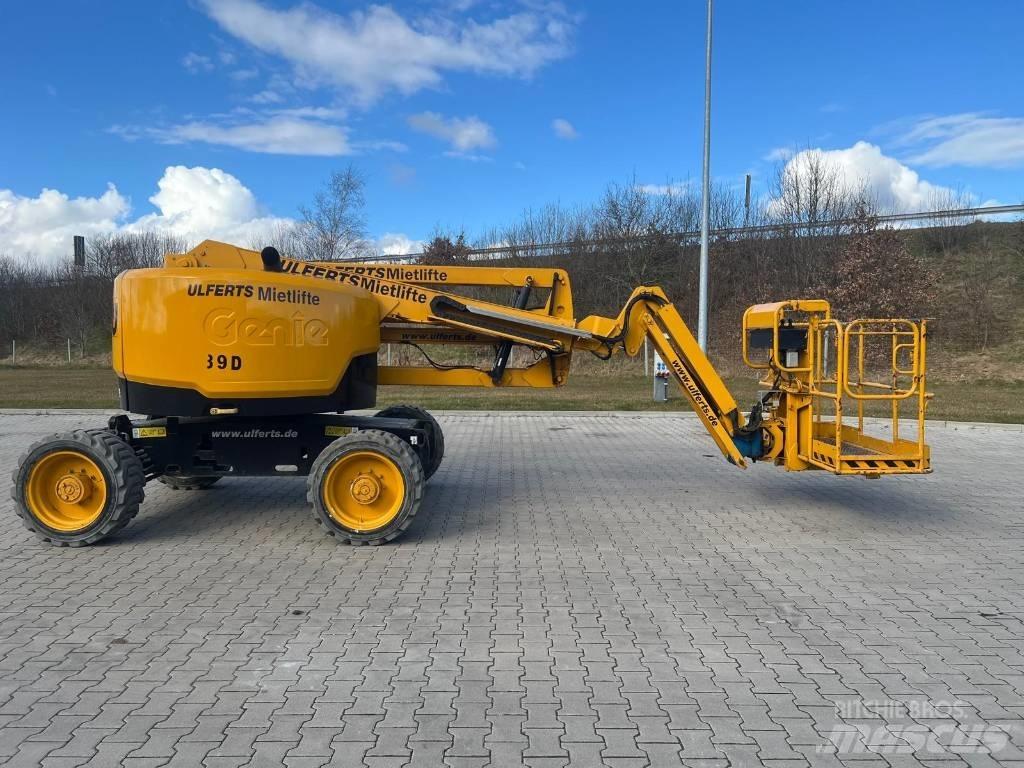 Genie Z 45 XC Iseliikuvad poomtõstukid