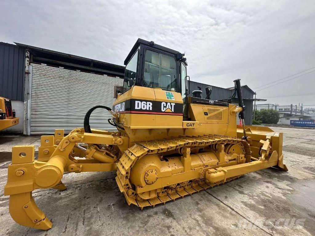 CAT D 6 R Buldooserid