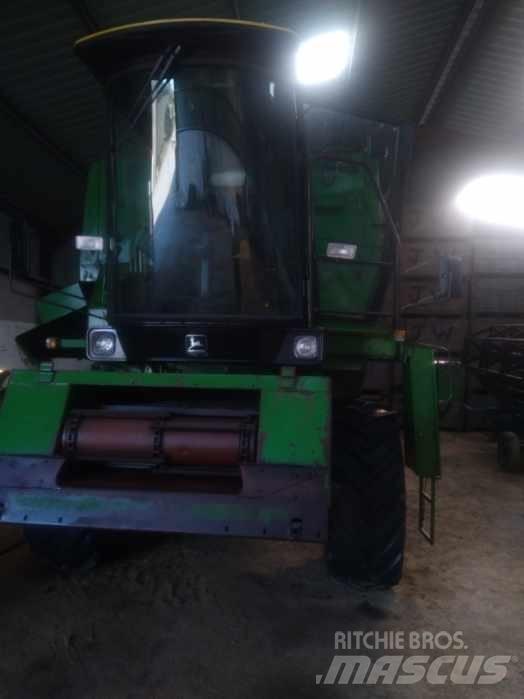 John Deere 1065 Teraviljakombainid