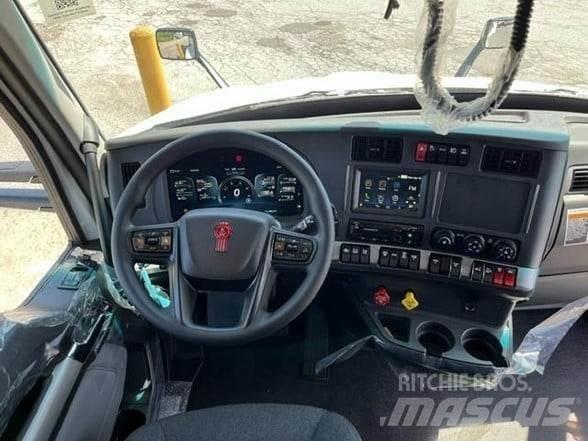 Kenworth T680 Sadulveokid