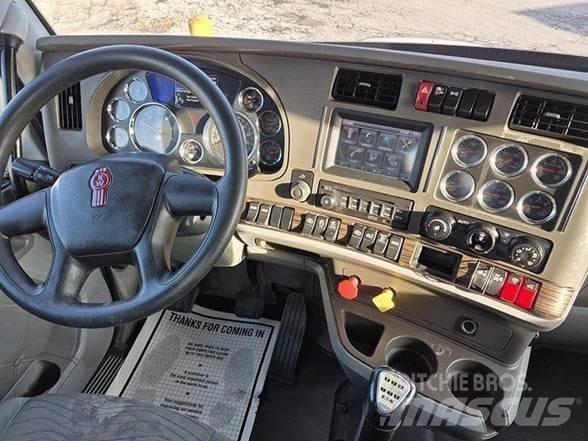 Kenworth T680 Sadulveokid