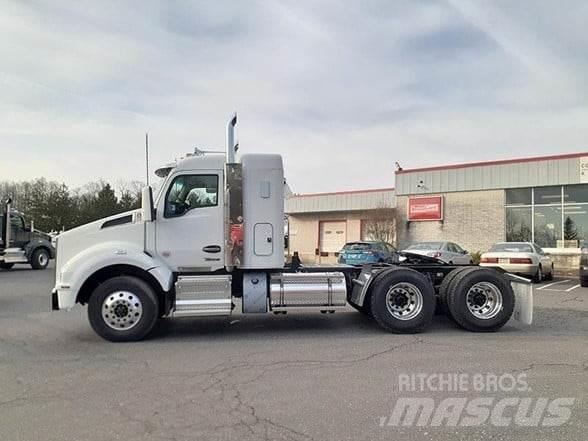 Kenworth T880 Sadulveokid