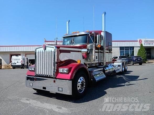 Kenworth W900L Sadulveokid
