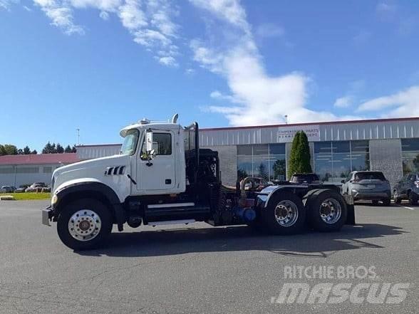 Mack GRANITE CTP713 Sadulveokid