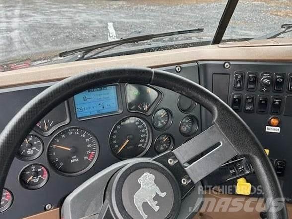Mack GRANITE GU713 Kallurid