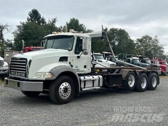 Mack GRANITE GU813 Prügiautod