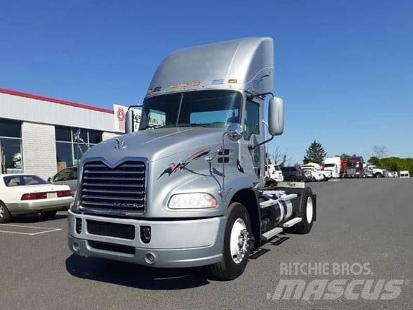 Mack PINNACLE CXU612 Sadulveokid