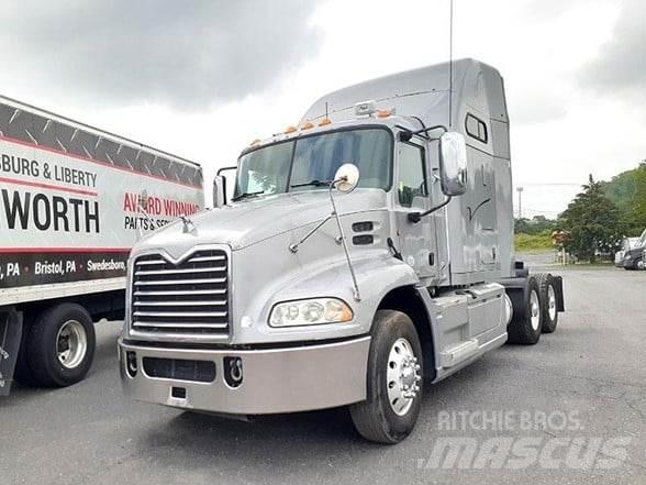 Mack PINNACLE CXU613 Sadulveokid