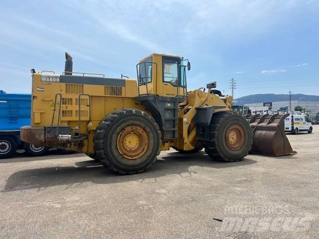 Komatsu WA 600-3 Rataslaadurid