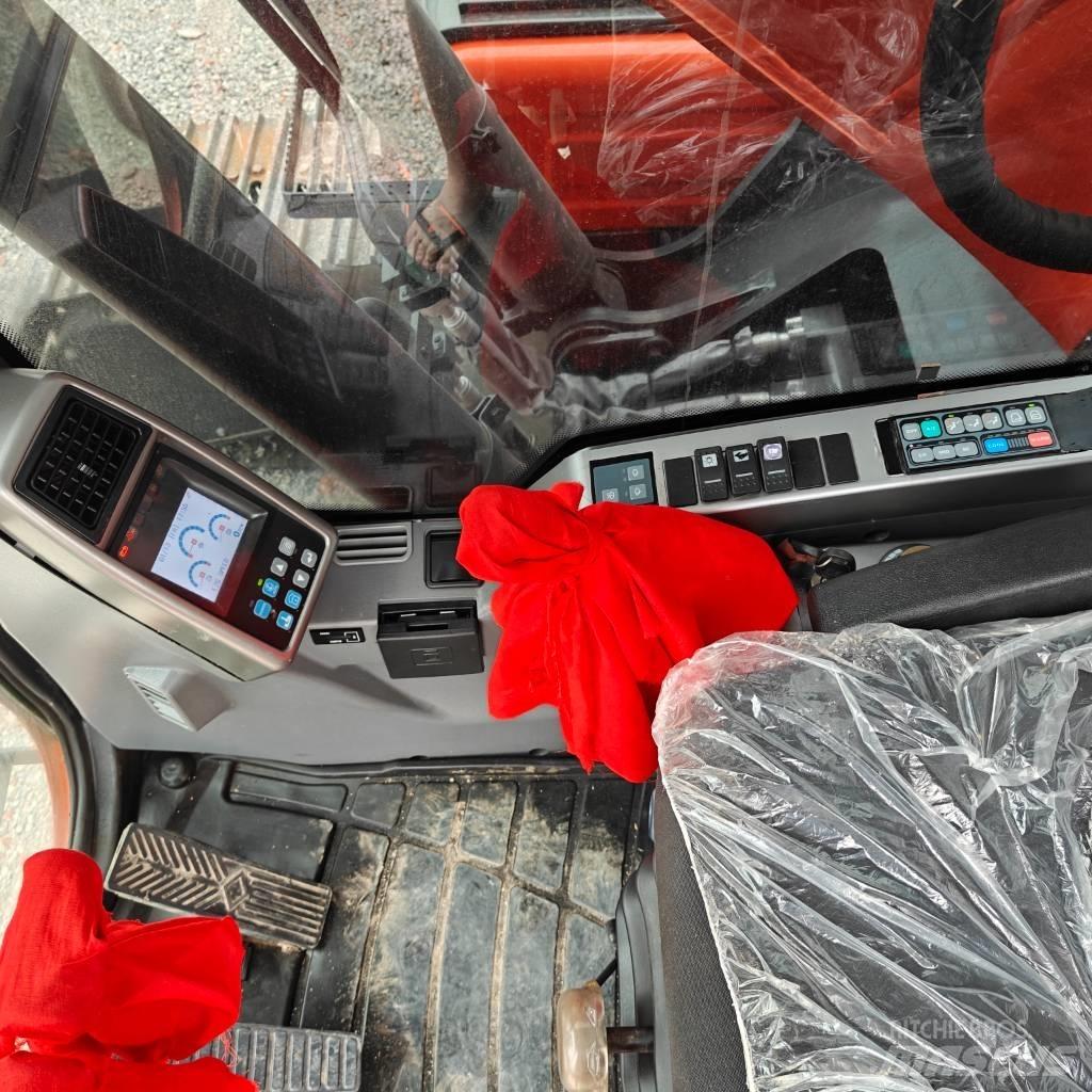 Doosan DX225LC-9C Roomikekskavaatorid