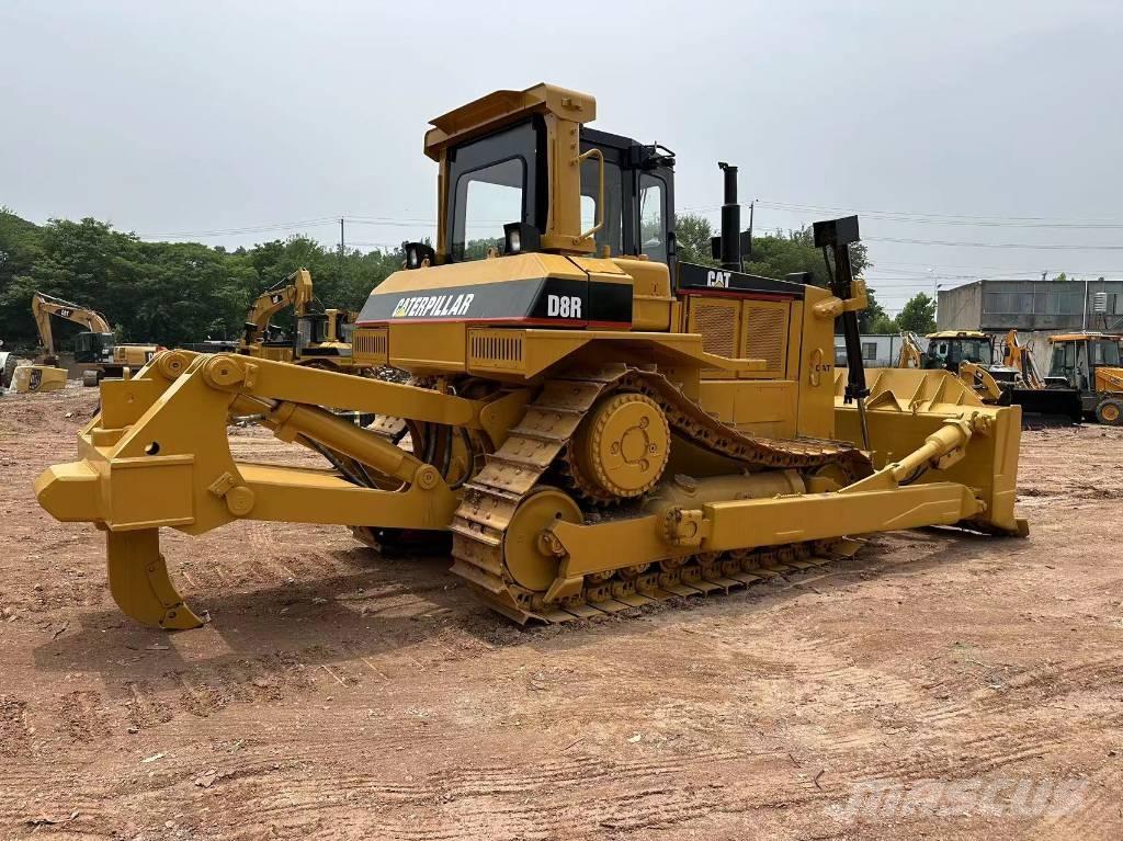 CAT D 8 R Buldooserid