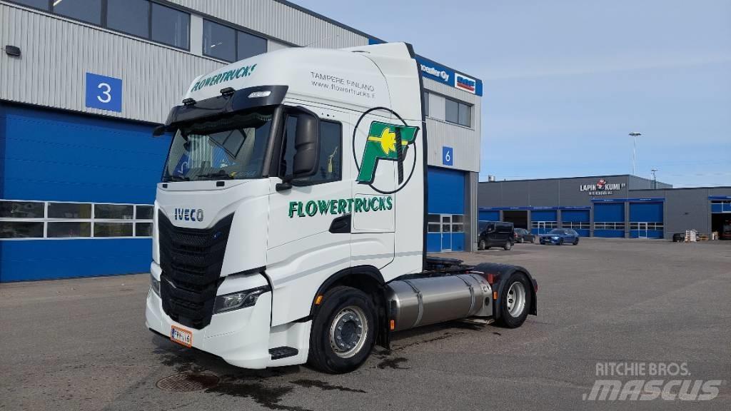 Iveco S-Way 460 LNG Sadulveokid