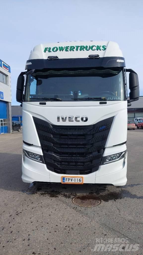 Iveco S-Way 460 LNG Sadulveokid
