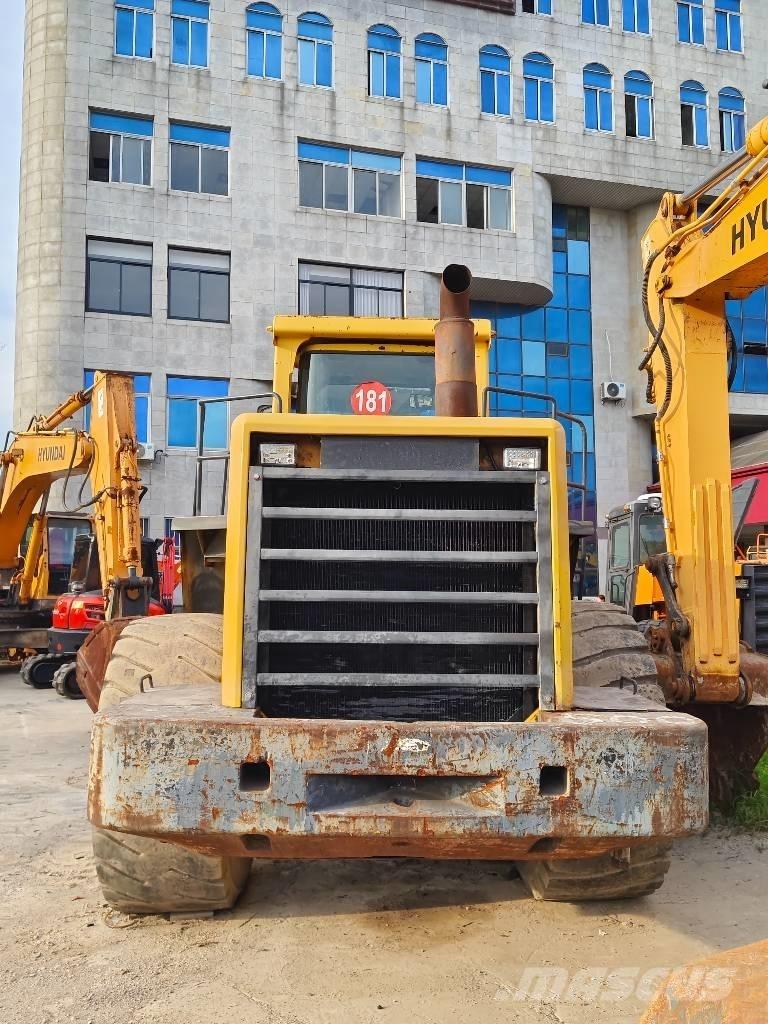 Komatsu WA 500 Rataslaadurid