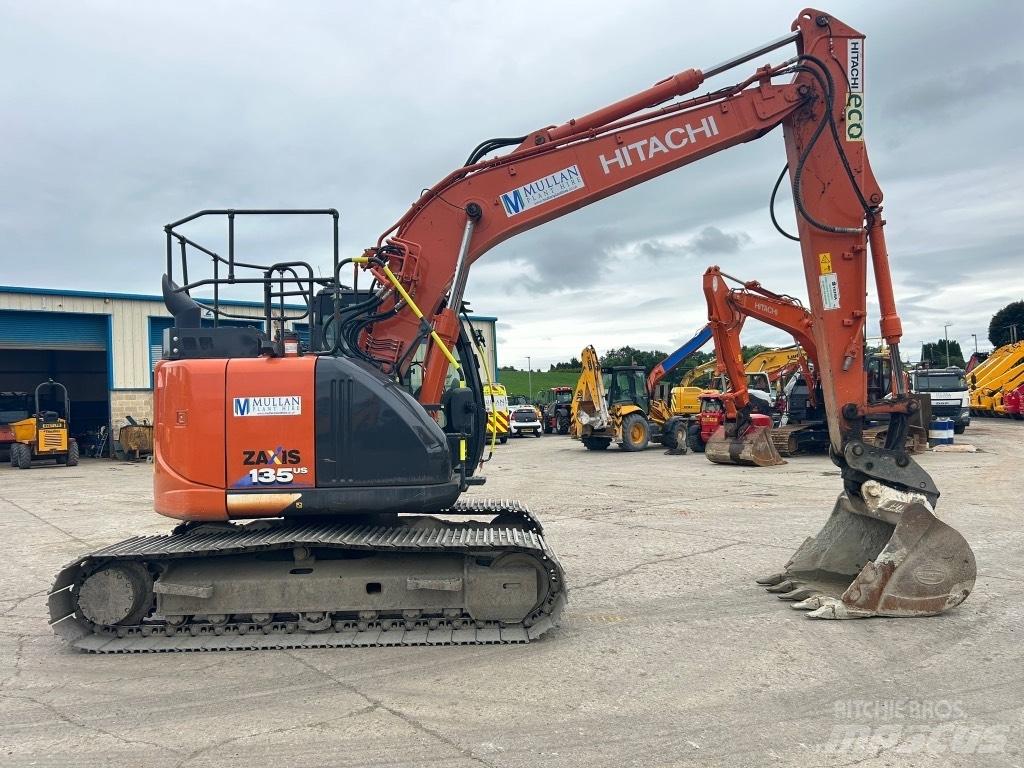 Hitachi ZX135 US-6 Roomikekskavaatorid