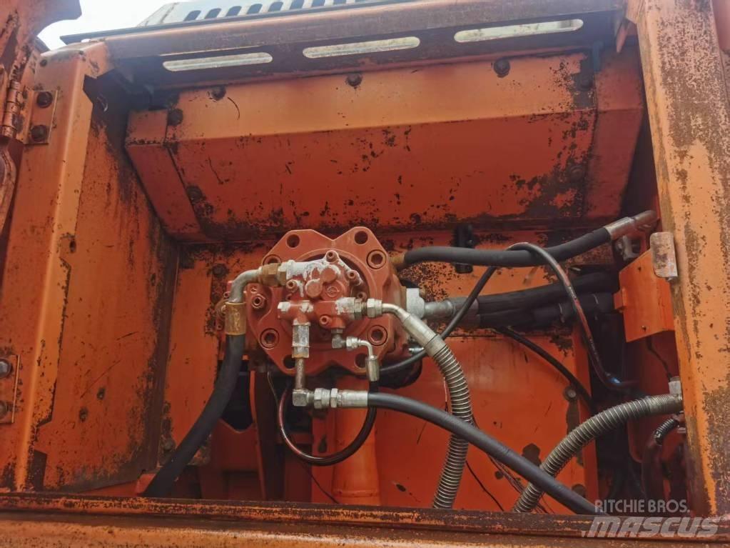 Doosan DX 300 LC Väikeekskavaatorid 7t-12t