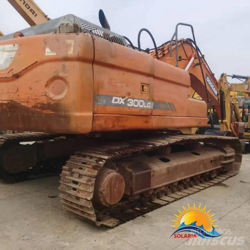 Doosan DX 300 LC Väikeekskavaatorid 7t-12t