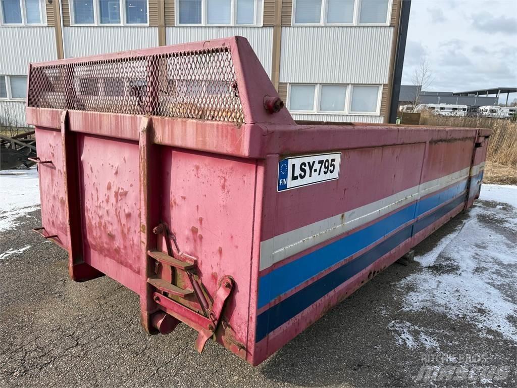 Sisu R500 8X2 Trossüsteemiga vahetuskere veokid