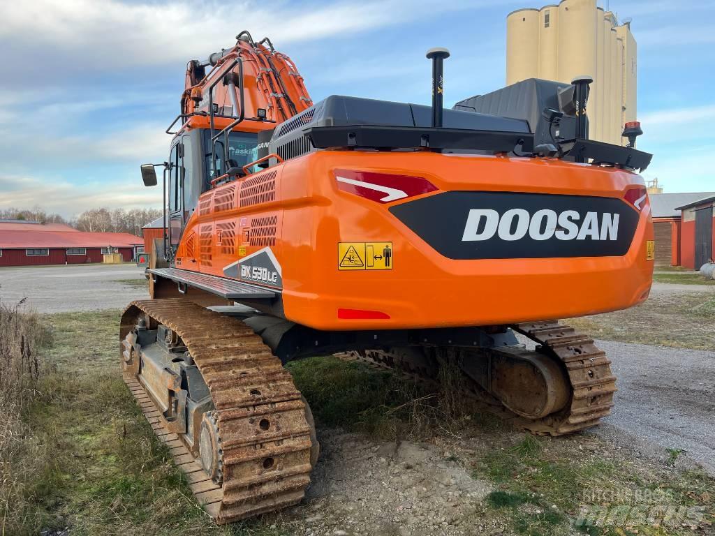 Doosan DX 530 LC-7 Roomikekskavaatorid