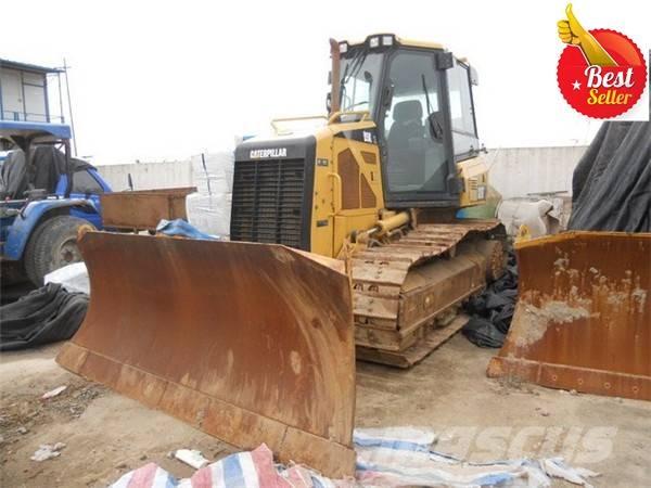 CAT D 5 K LGP Buldooserid