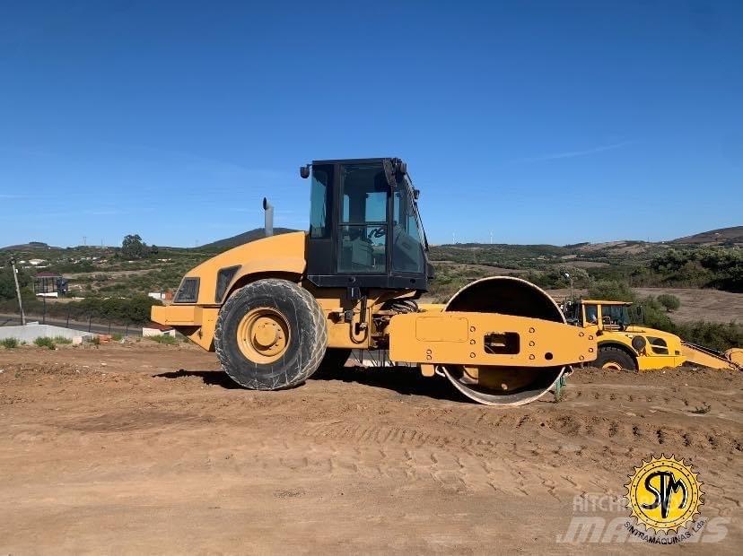 CAT CS 563 E Ühe trumliga rullid