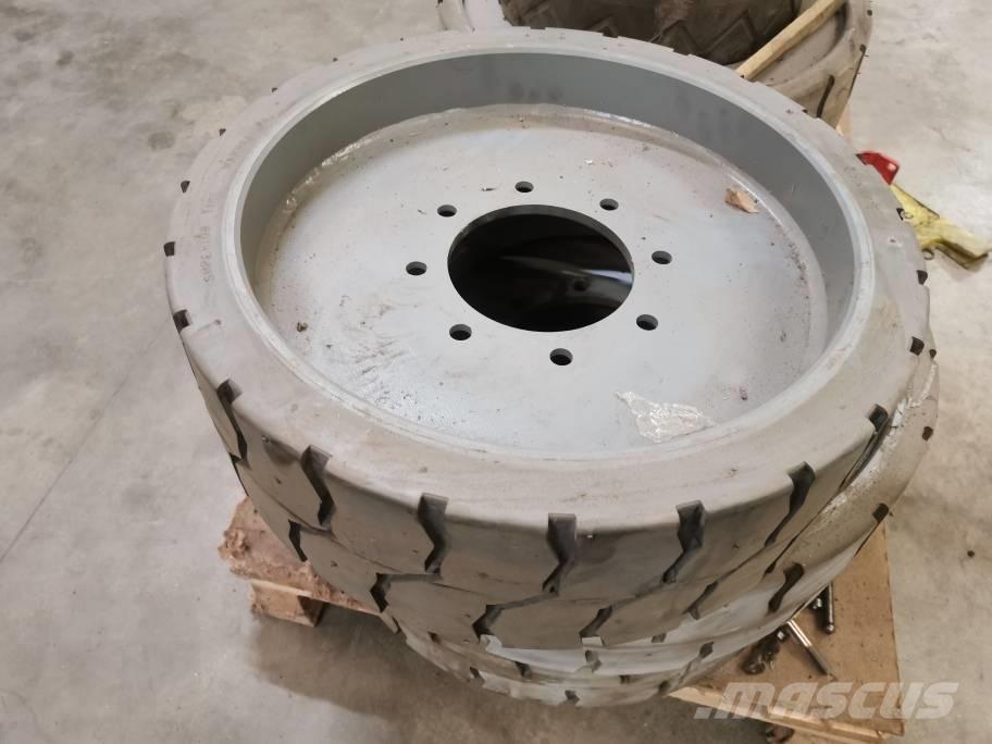 JLG E 300 AJP Rehvid, rattad ja veljed