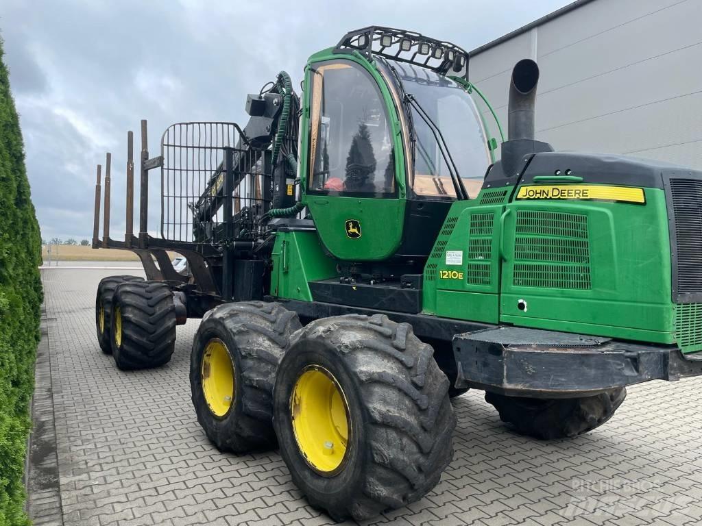 John Deere 1210 E Forwarderid