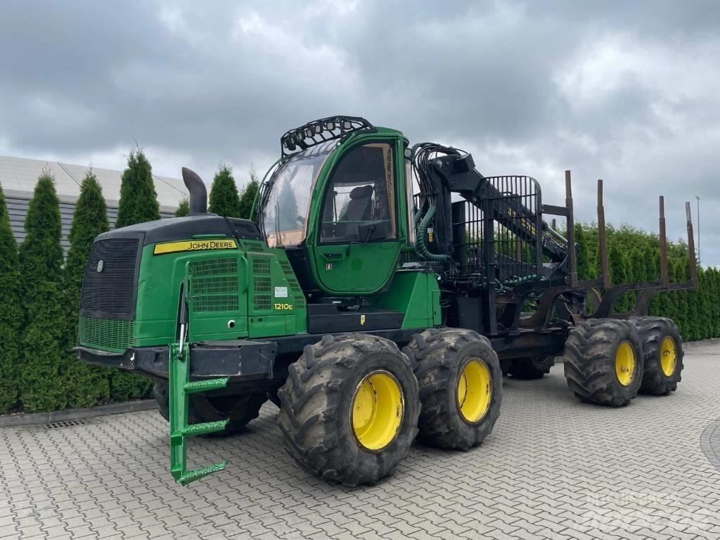 John Deere 1210 E Forwarderid