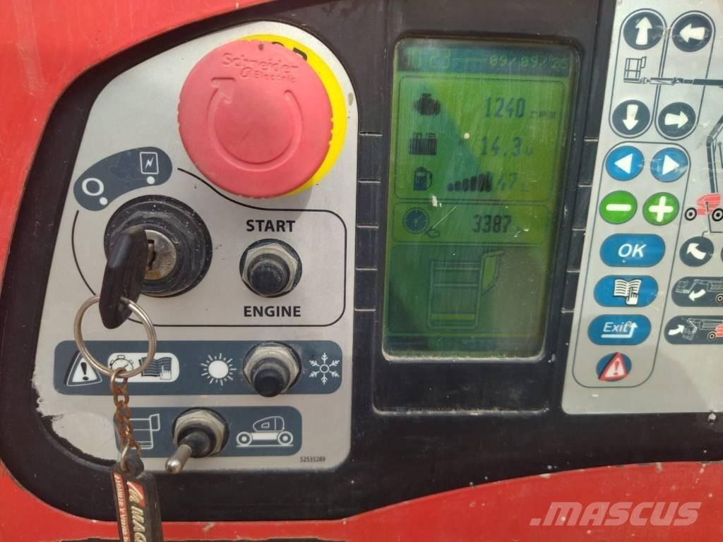 Manitou ManGo 12 Iseliikuvad poomtõstukid