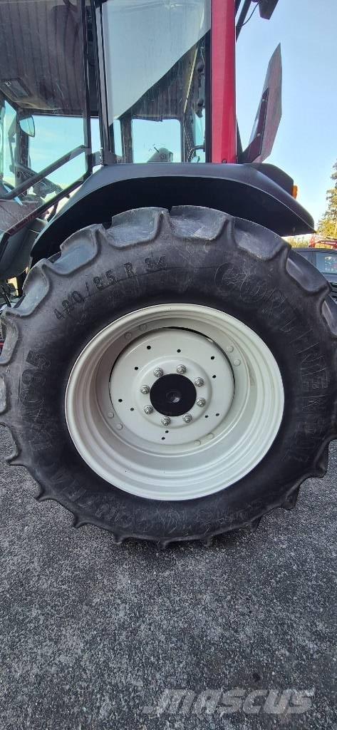 Valtra A 72 Traktorid