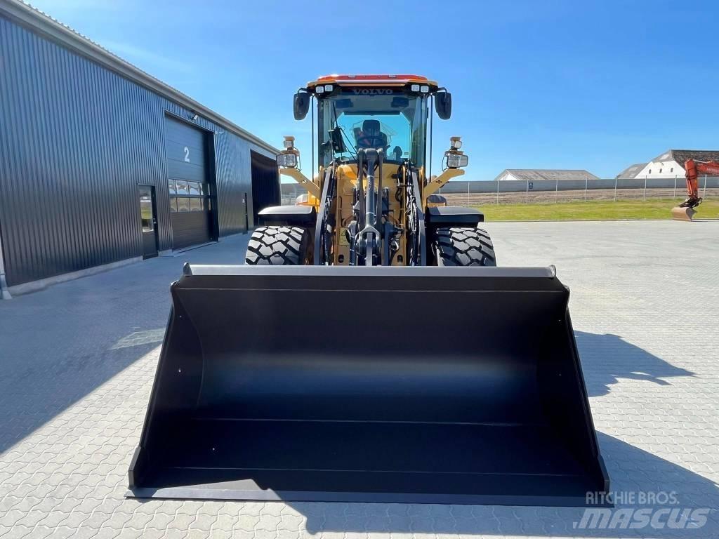 Volvo L 70 H Rataslaadurid