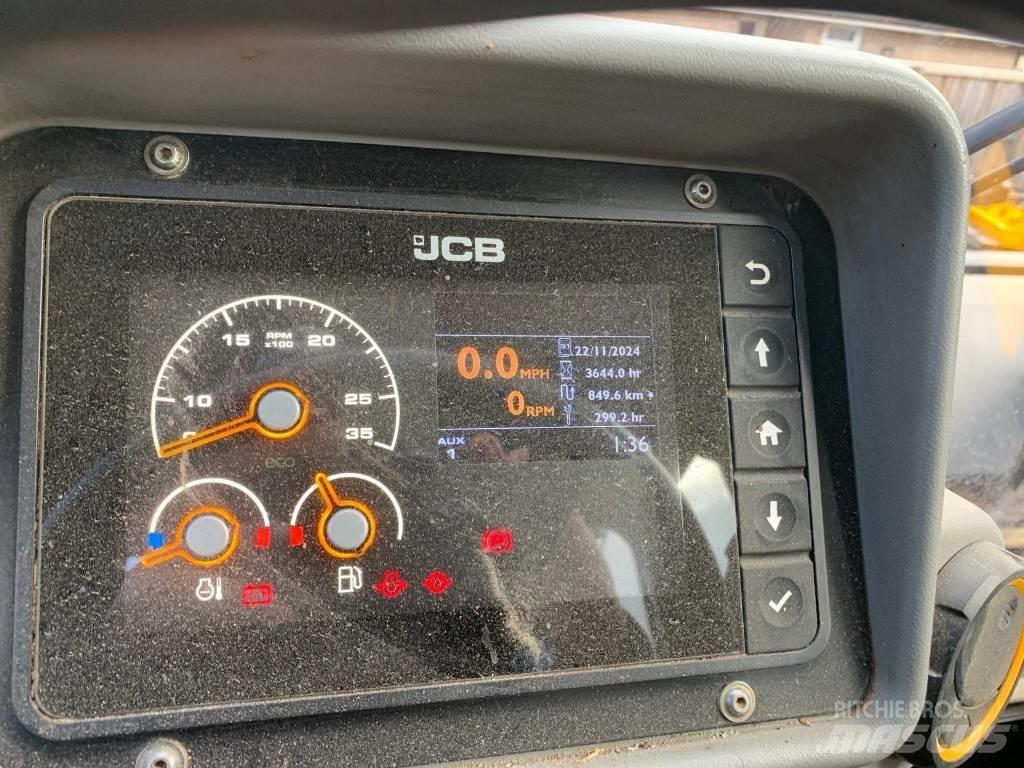 JCB TM 320 S Põllumajanduslikud teleskoopkäitlejad
