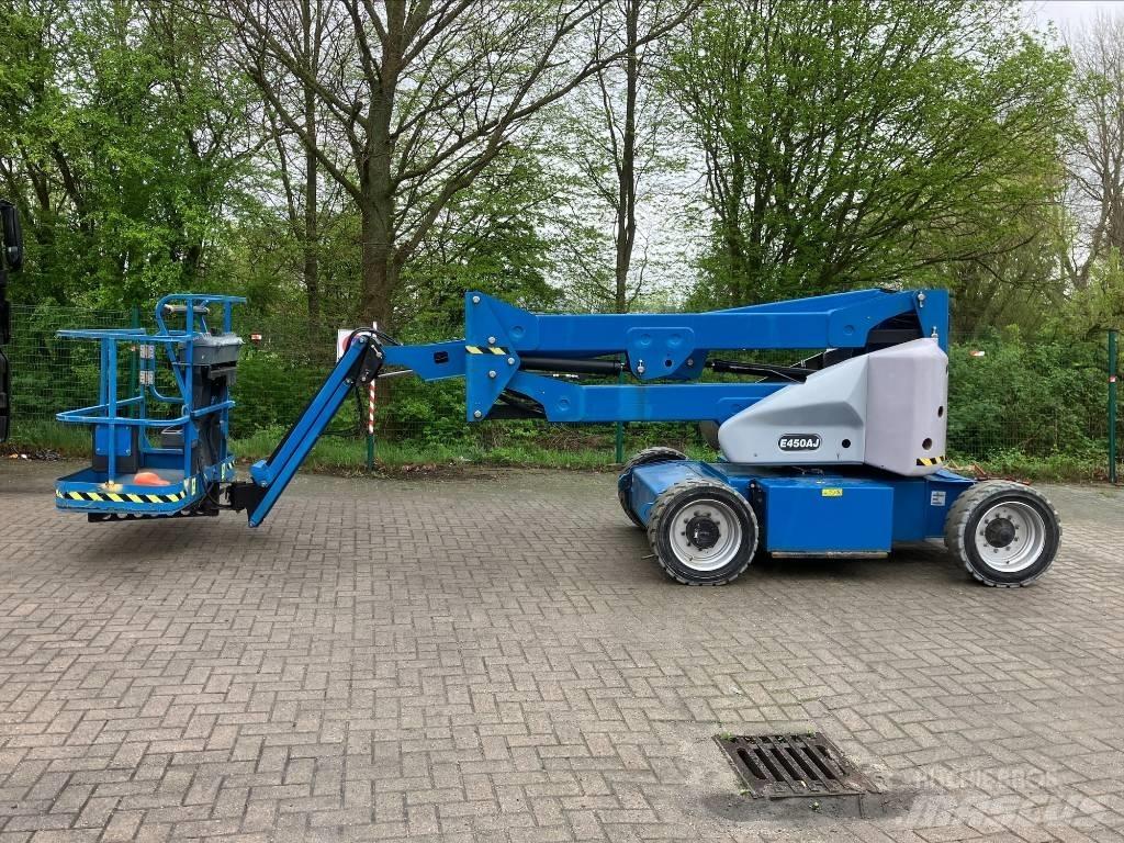 JLG E 450 AJ Iseliikuvad poomtõstukid