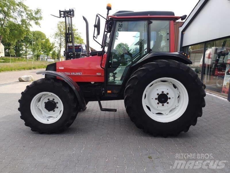 Valtra Valmet 900 Traktorid