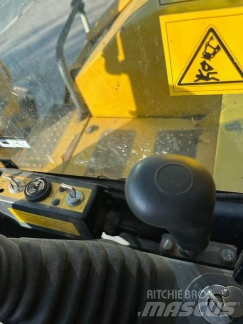 Komatsu PC 118 MR-8 Roomikekskavaatorid