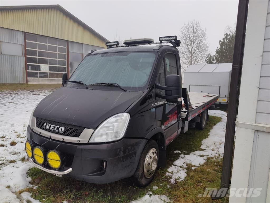 Iveco 35C13 4x2 Puksiirid